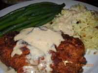 fried chicken, milk gravy, rice and steamed green beans.jpg