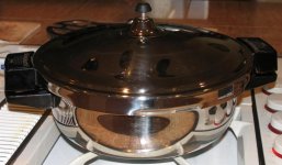 Kuhn Rikon 5-Quart Pressure Cooker.jpg