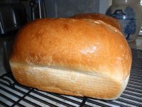 honwy-wheat-bread-06152013.jpg