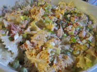 Ham and bowtie pasta casserole.JPG